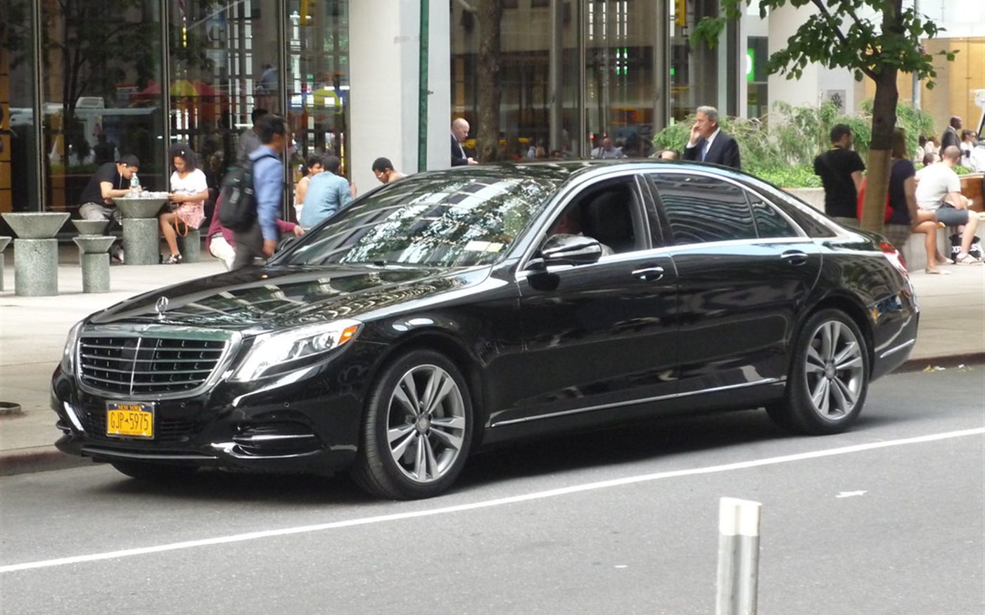 Mercedes S-Class private ride quote indicator