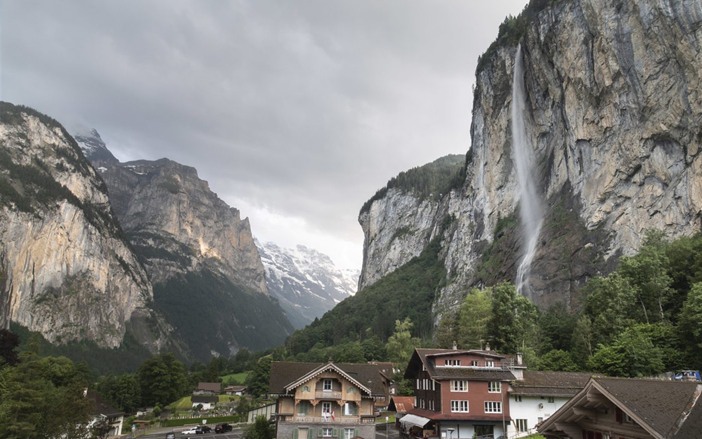 Interlaken and Lauterbrunnen Private Tour from Zurich private chauffeur route