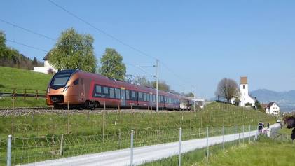 Lucerne to St Gallen train tour — Voralpen-Express panoramic rail journey through eastern Switzerland.